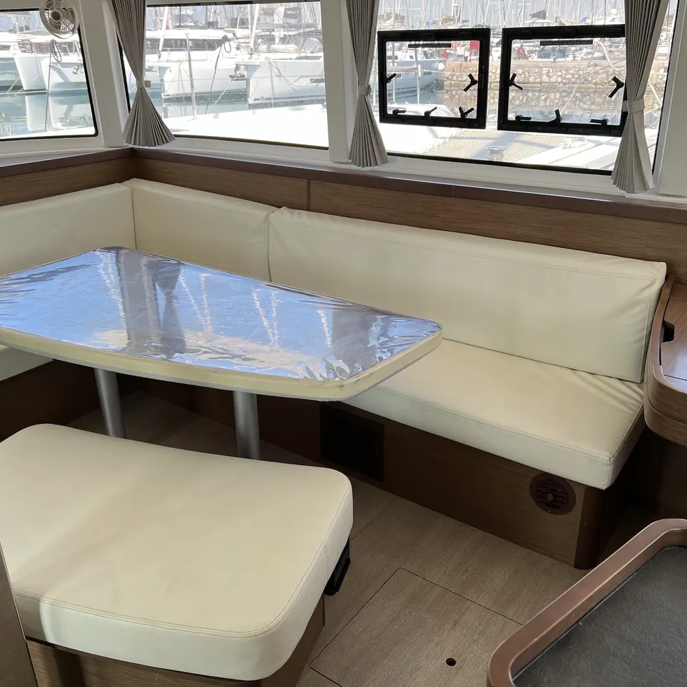 Sea Hawk 18