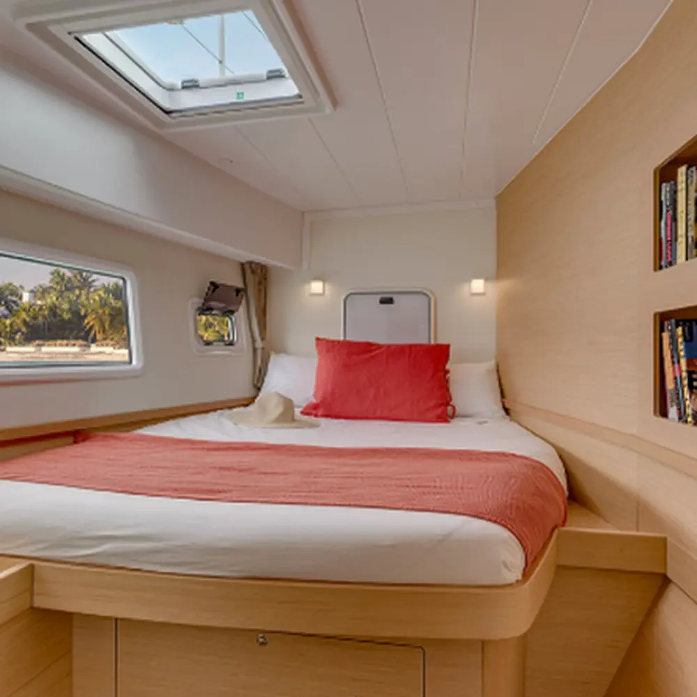 No Name: Master Cabin #1 (Cabin Charter 2 pax) FULLY CREWED, ALL EXPENSES 12