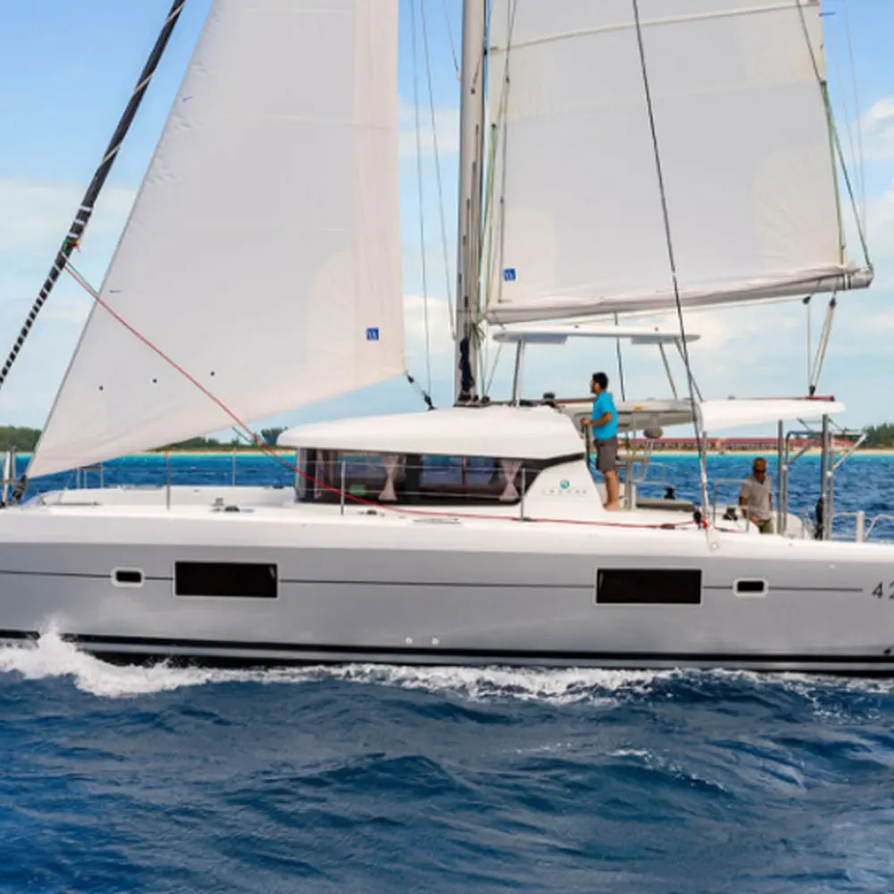 No Name: Master Cabin #2 (Cabin Charter 2 pax) FULLY CREWED, ALL EXPENSES 4