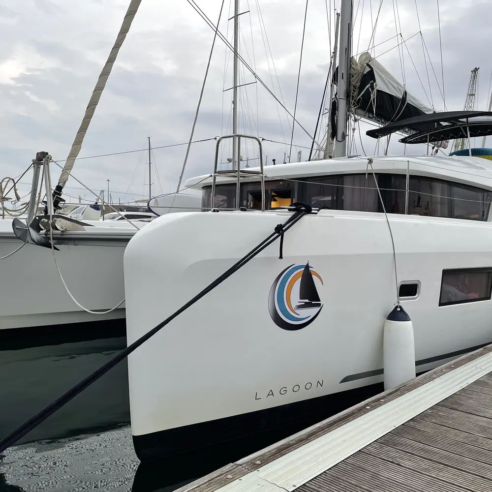 Main image of catamaran, Lagoon 42 Alchemy