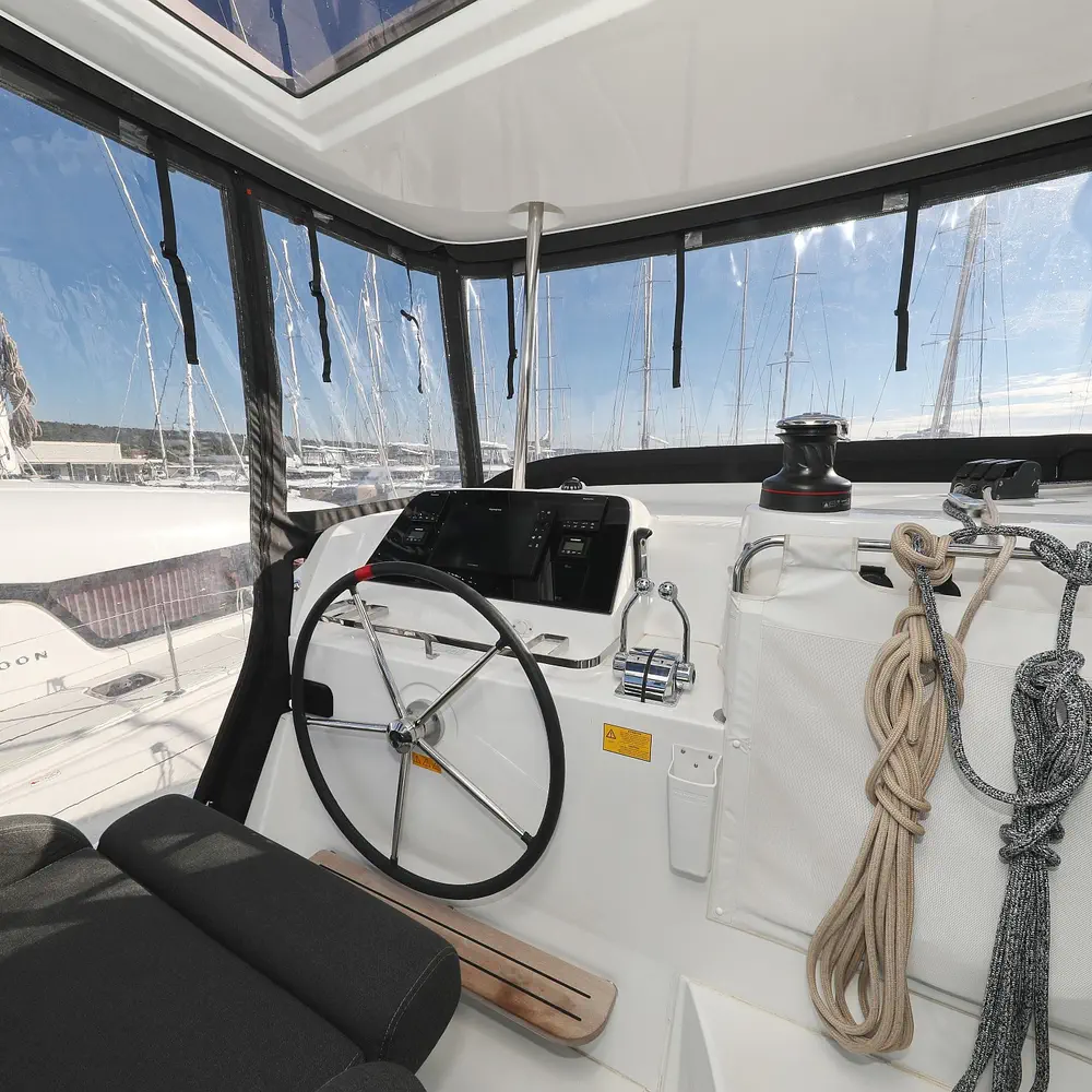 EQUATOR 14