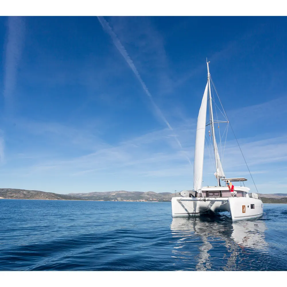 https://dsmkaagprkqin.cloudfront.net/images/lagoon/catamaran/lagoon-42/3111710686603015-1746783570229612512-jasmine-1-1000x1000.webp