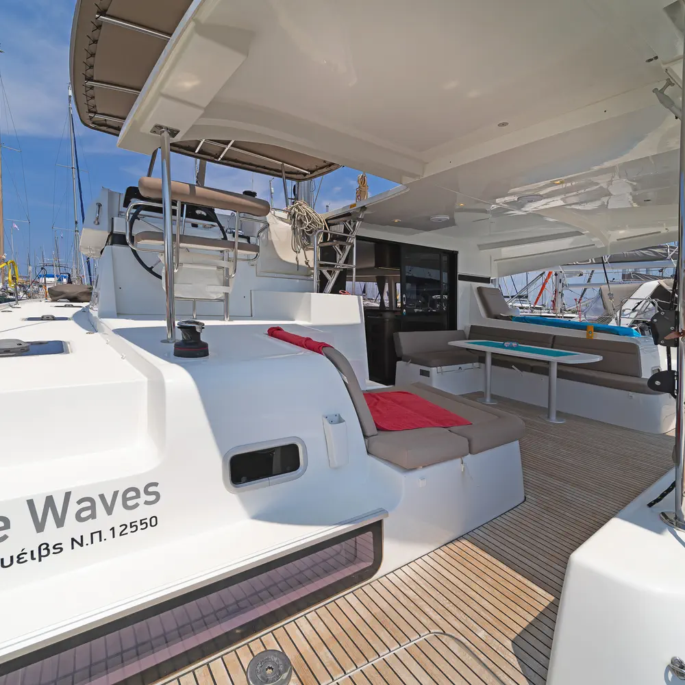 White Waves 11