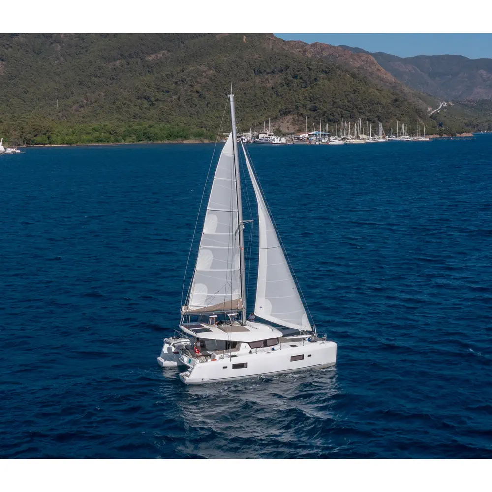 https://dsmkaagprkqin.cloudfront.net/images/lagoon/catamaran/lagoon-42/3418026480000104936-1746634278218661898-liquid-asset-1000x1000.webp