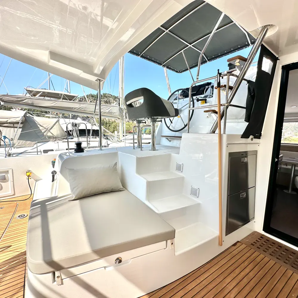 Sail Electra 31
