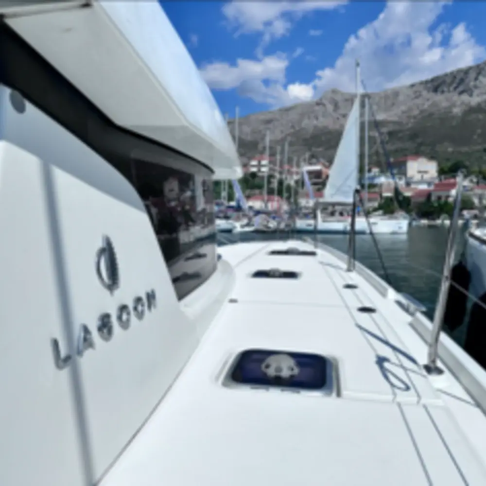 Lagoon42_1 3