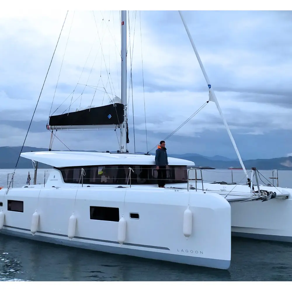 ATHINA (Αir condition, generator, water maker, 1 SUP free of charge) 3