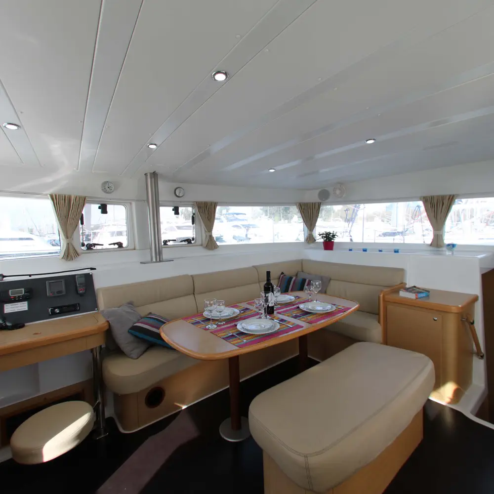 Fantasy - (A/C - Generator - Refit 2021) 6
