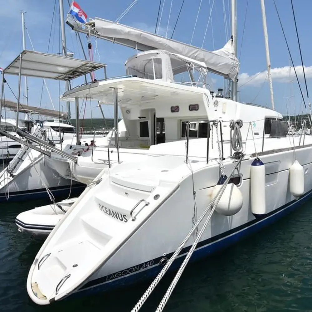 OCEANUS 8