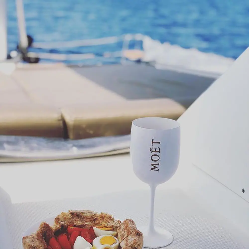 AEROPI  |⛵ VIP, Skippered Only, Watermaker, Generator, AC, BBQ 15
