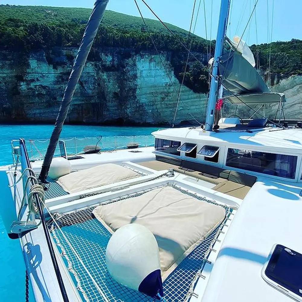 AEROPI  |⛵ VIP, Skippered Only, Watermaker, Generator, AC, BBQ 13