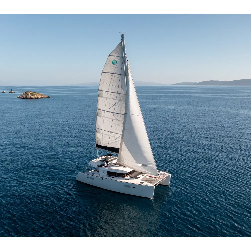 Main image of catamaran, Lagoon 450 Fly Falco