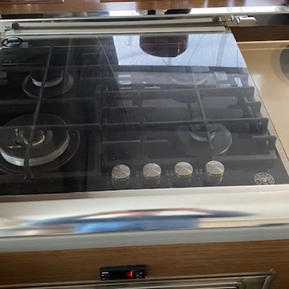 BUENA SUERTE (VIP EQUIPPED, Generator, Air-condition, Watermaker, Teak cockpit, Wine Cooler, Bowthruster, Full enclosure large bimini, electric oven, 4-heater gas stove, 2 SUP, Wifi) Refit 2024 *Skippered only* 8