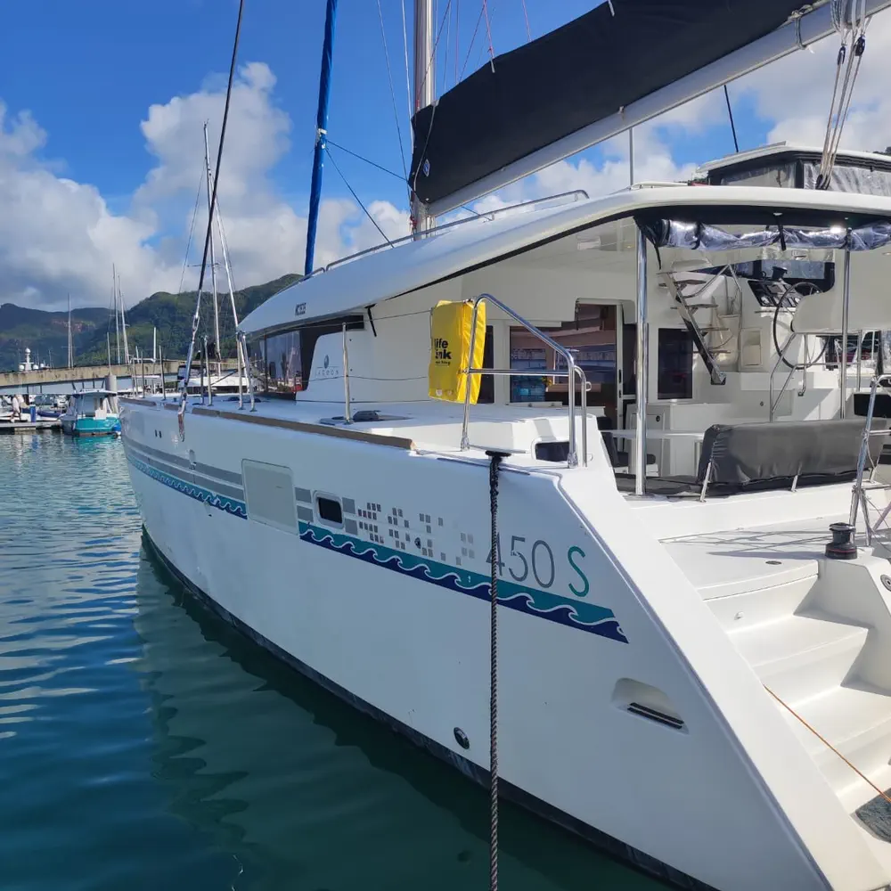 Maui 12