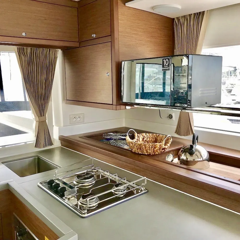 GRAND DELUXE 3