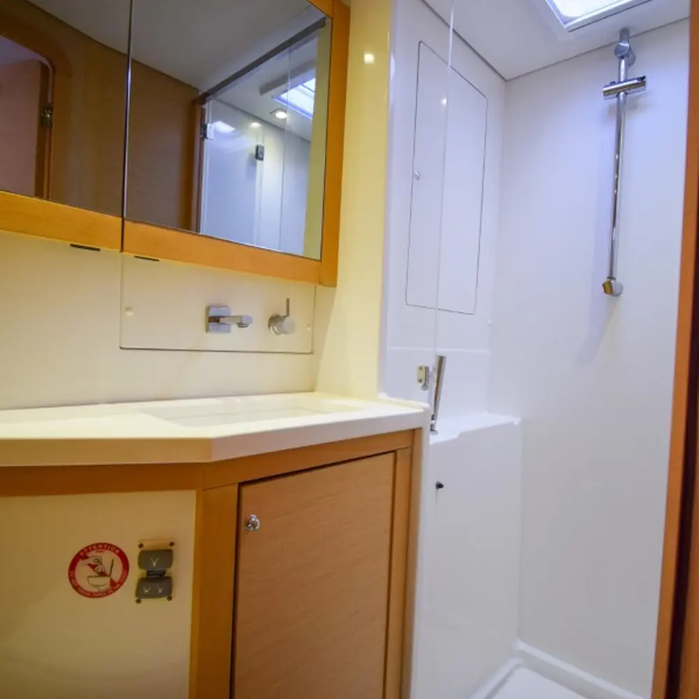 Loryma Sailing 15