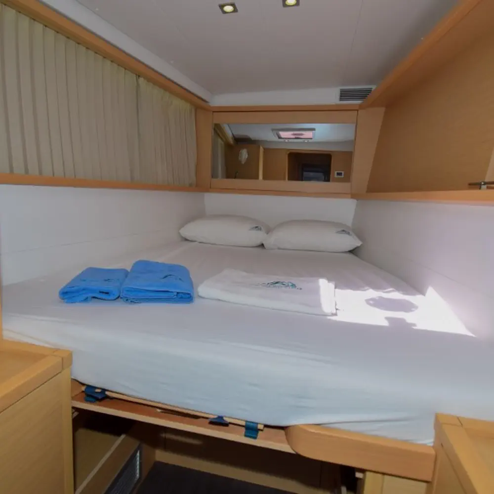Loryma Sailing 33
