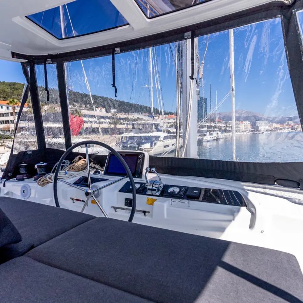 VELVET BREEZE 28