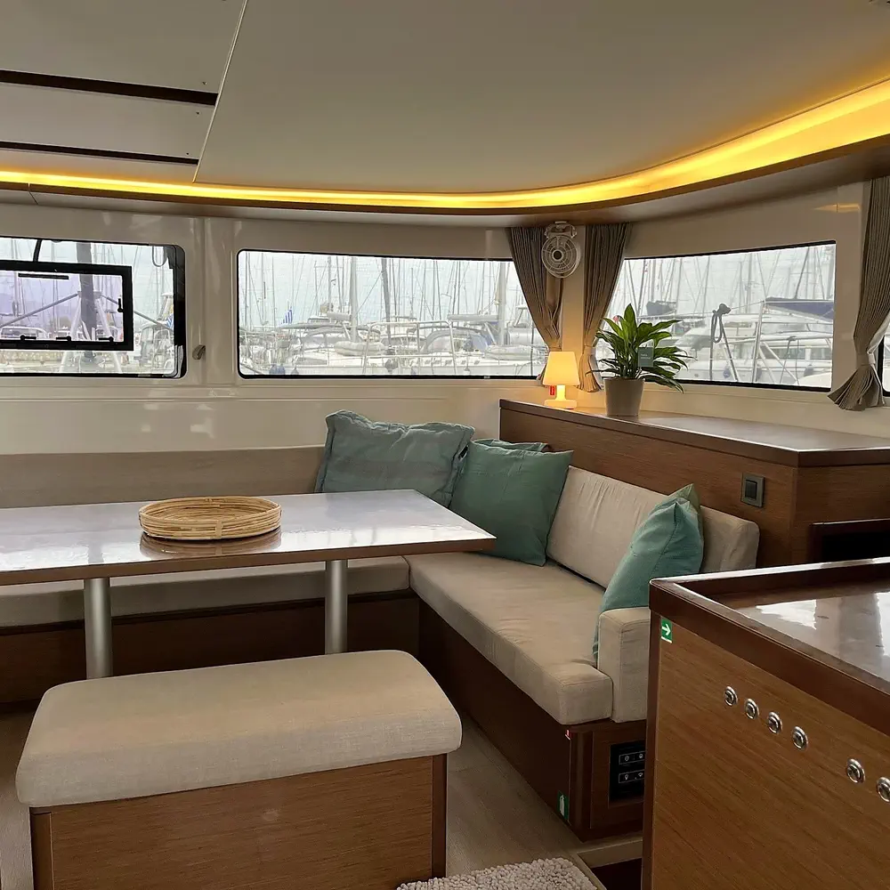 WHITE PEARL (generator, air condition, water maker, 2 SUP free of charge) *Skippered only* 4