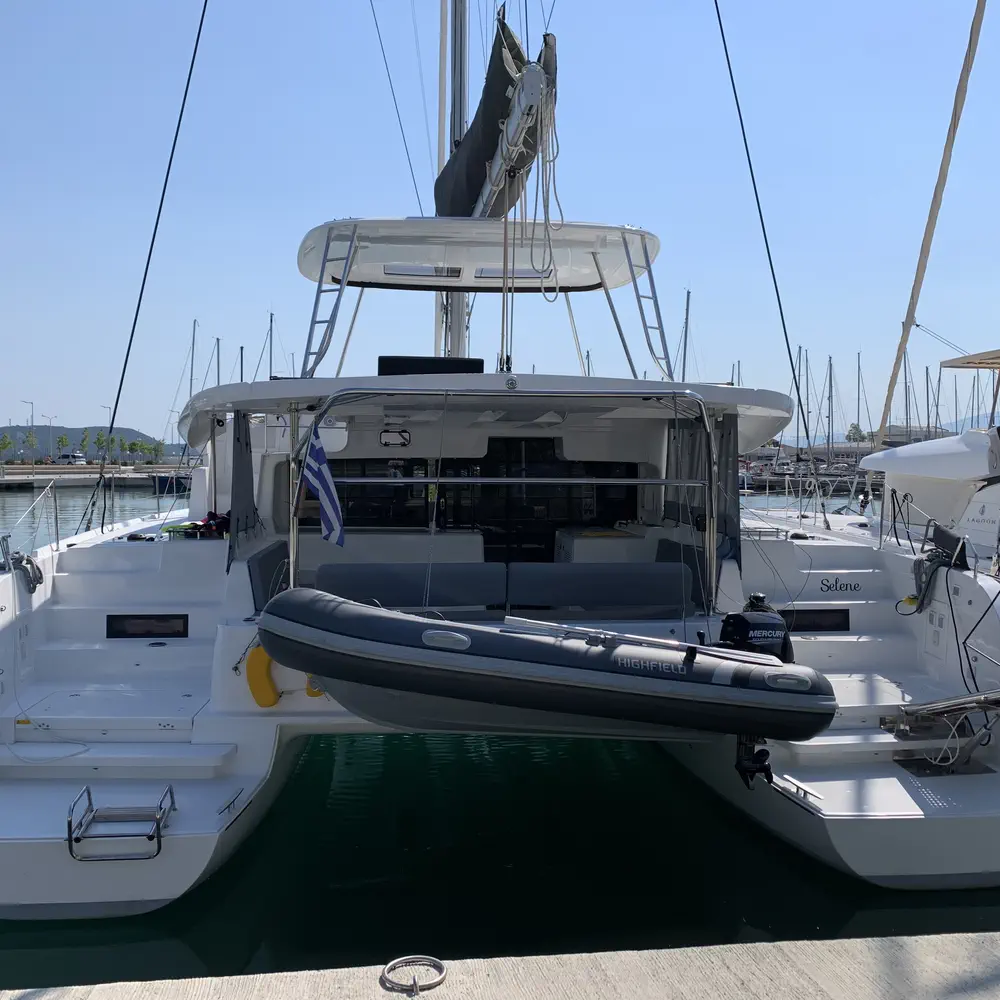 Selene | A/C generator watermaker 1