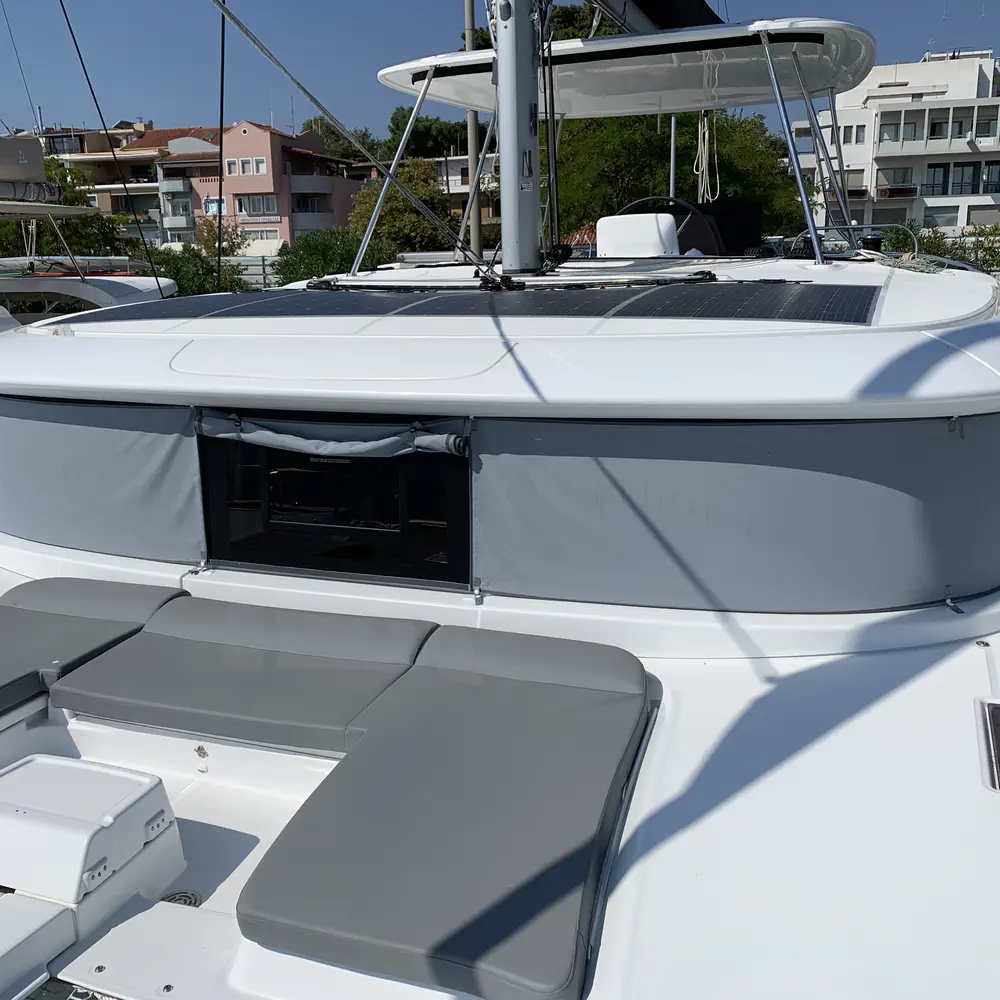 Selene | A/C generator watermaker 17