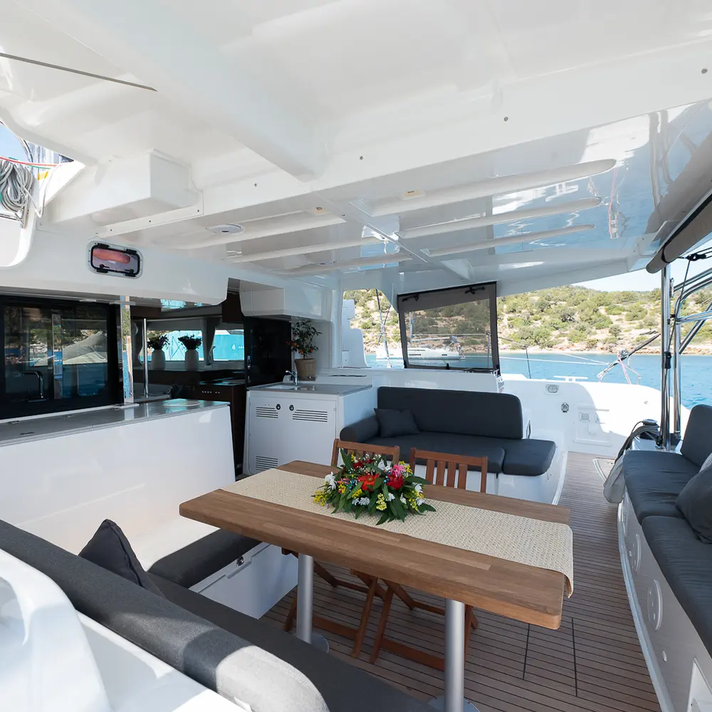 El Marita Brand New 2021 A/C & Generator Skippered 30