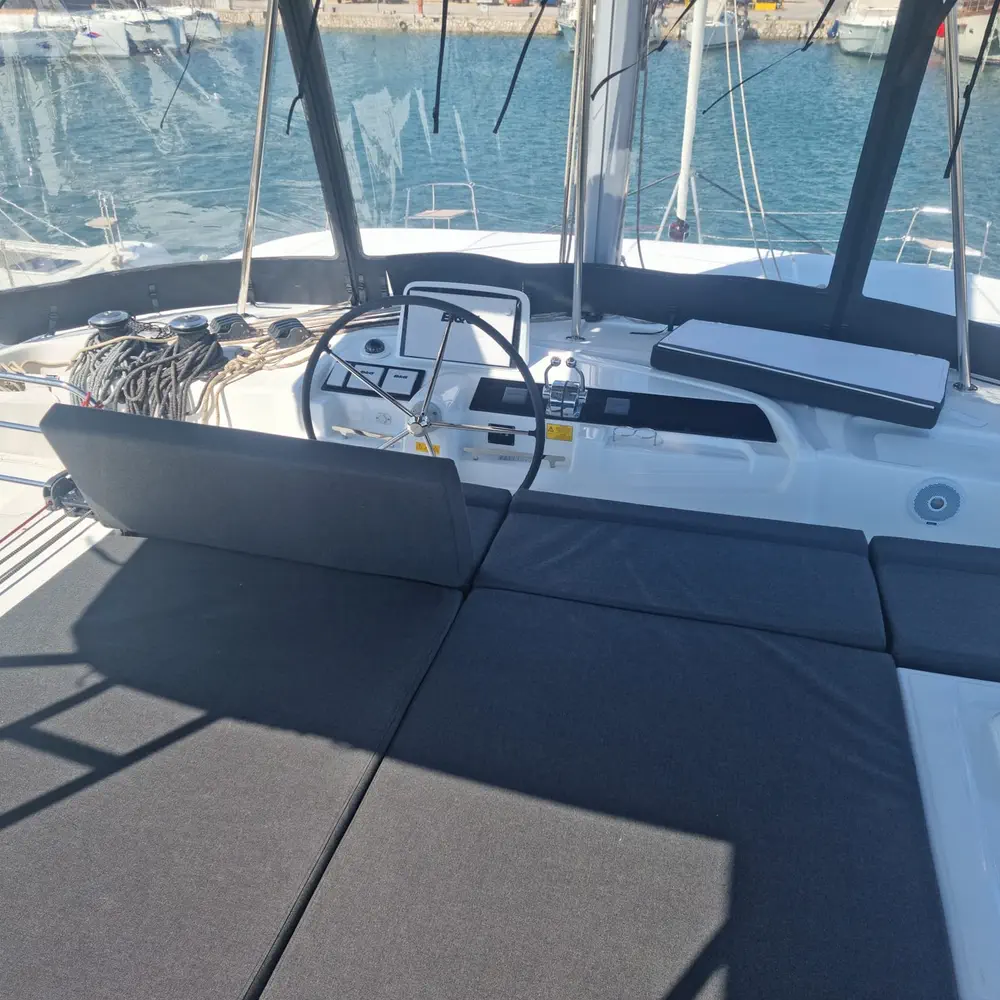 HYDRA XIV 27