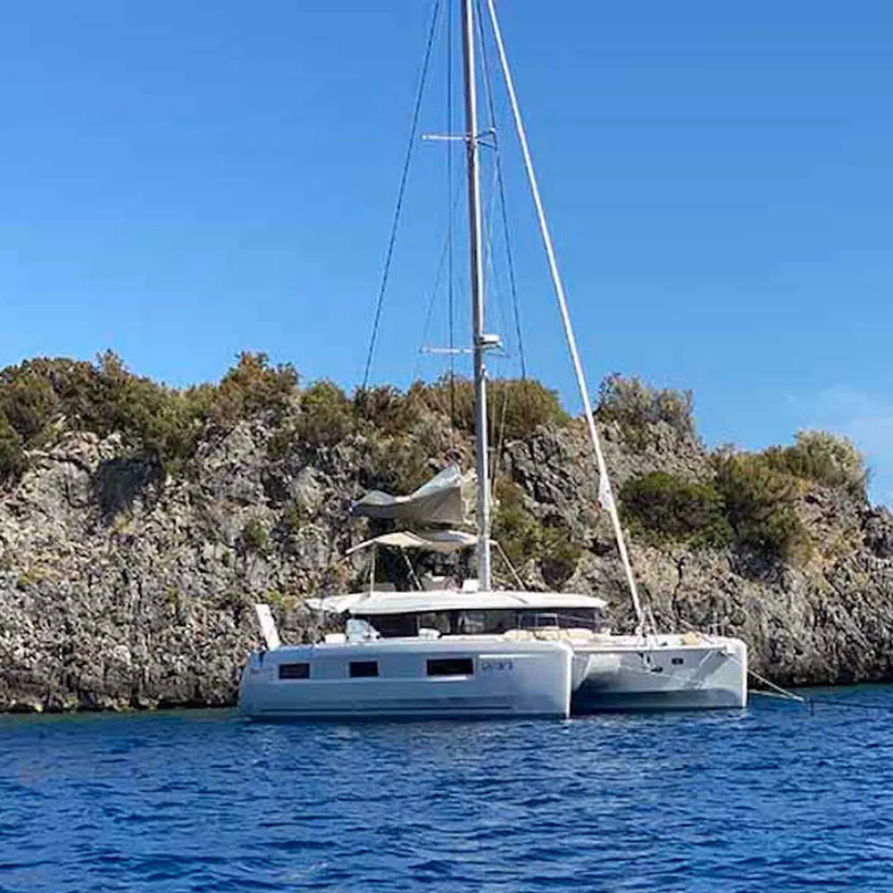 Main image of catamaran, Lagoon 46  Franci