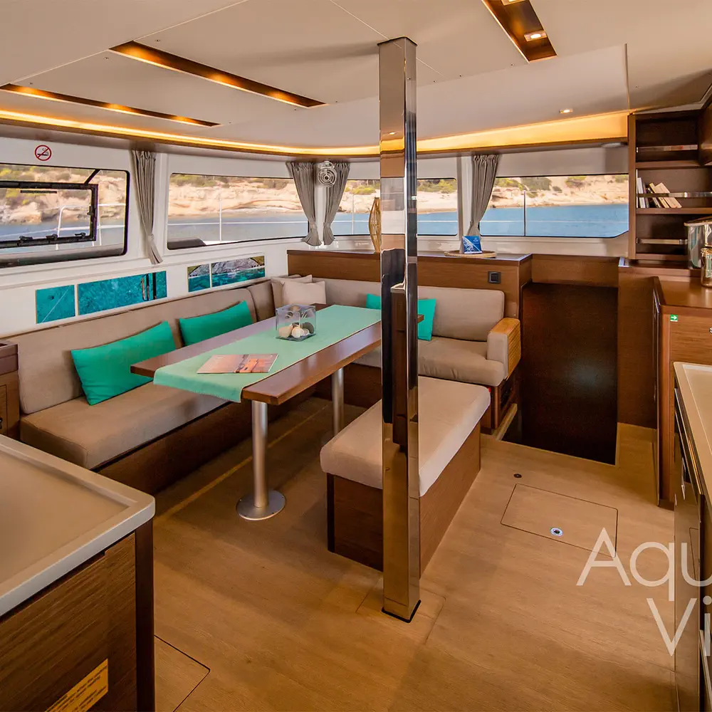 AQUA VITAE (generator, air condition, watermaker, 2 SUP free of charge, underwater lights) *Skippered only* 13