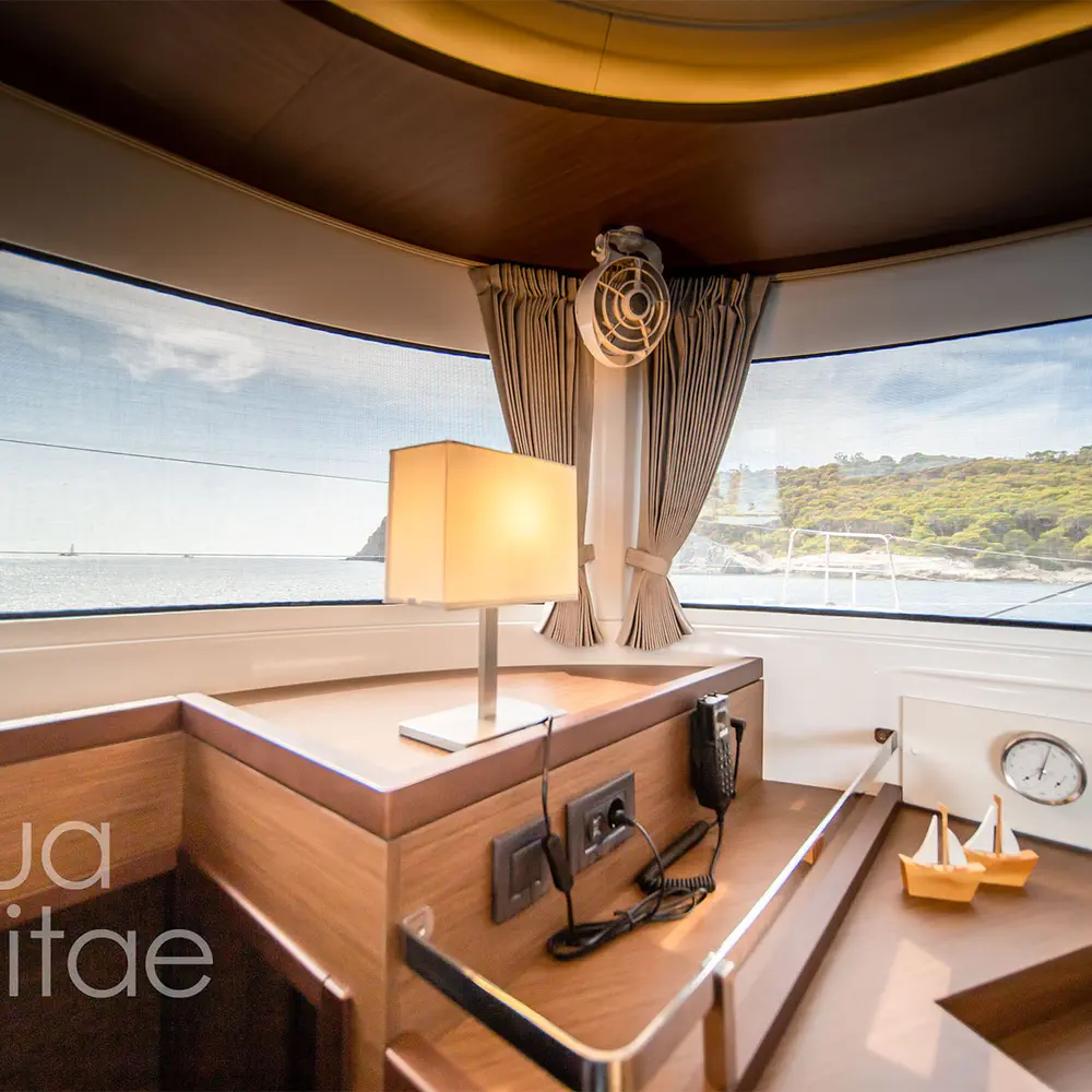 AQUA VITAE (generator, air condition, watermaker, 2 SUP free of charge, underwater lights) *Skippered only* 18