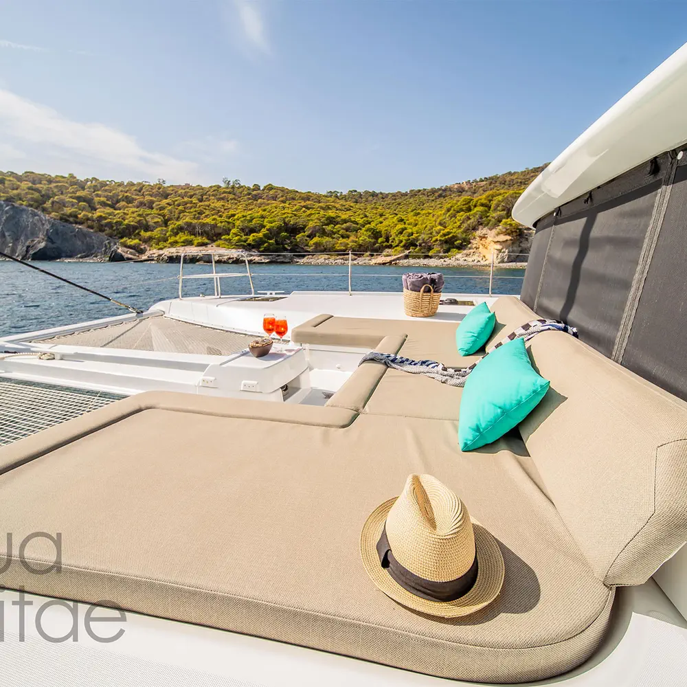 AQUA VITAE (generator, air condition, watermaker, 2 SUP free of charge, underwater lights) *Skippered only* 21