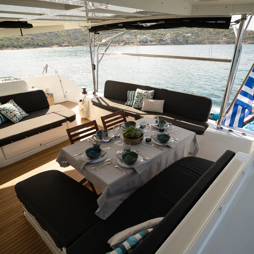 OMNIA  21
