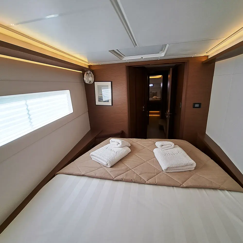 OMNIA  35