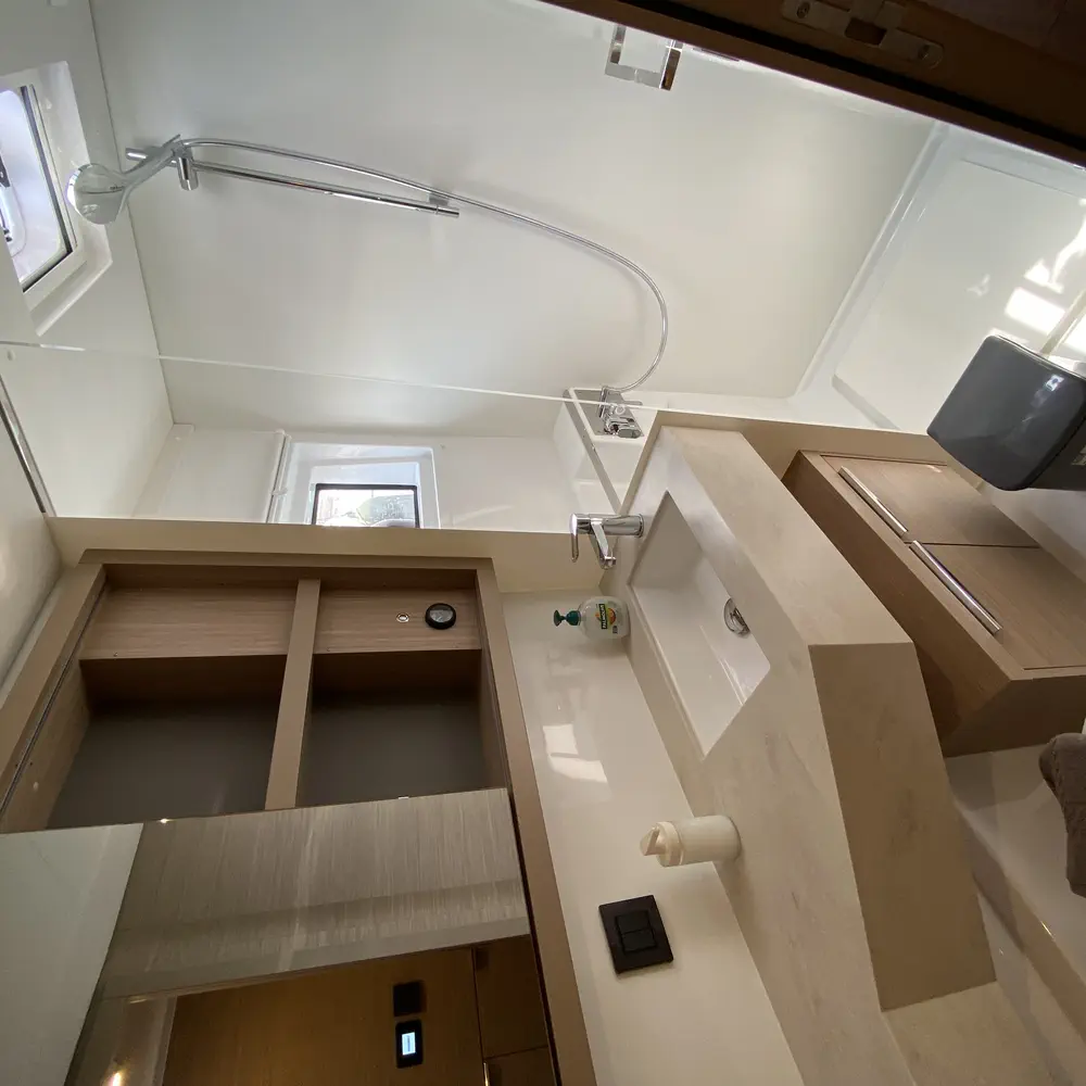 MOONDANCE (A/C , generator,watermaker) Skippered Only  8
