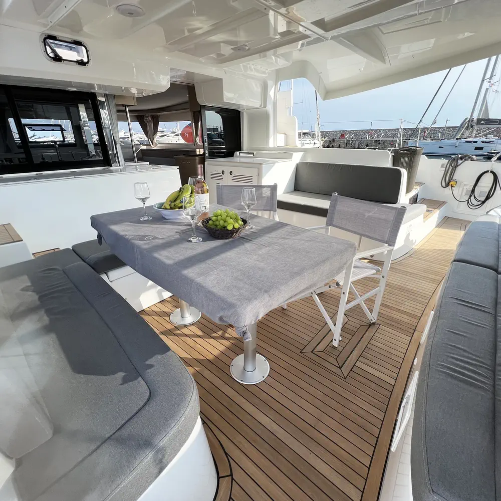 MOONDANCE (A/C , generator,watermaker) Skippered Only  11