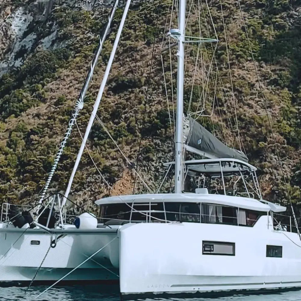 Main image of catamaran, Lagoon 46  Kosmo
