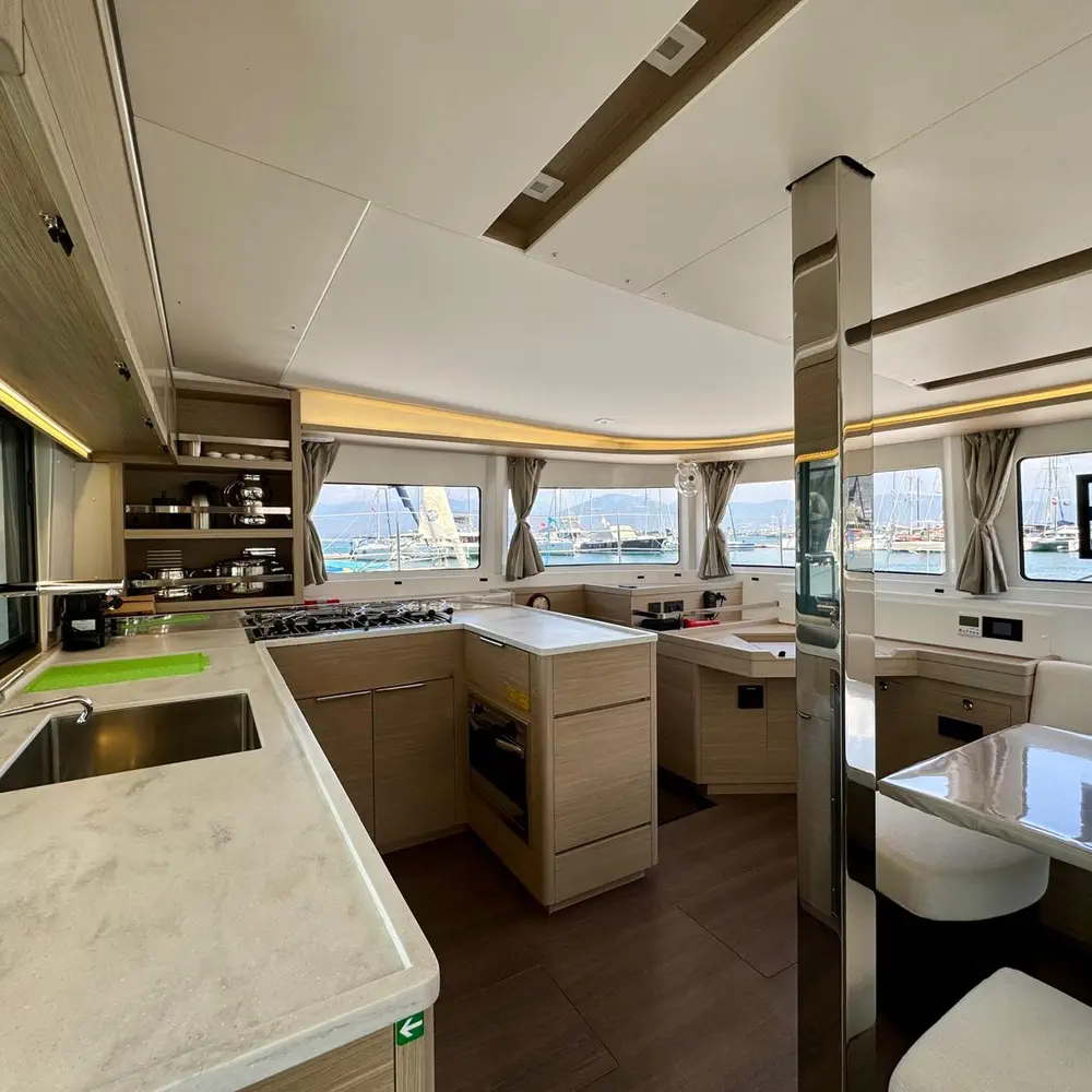 Sail Andromeda 10