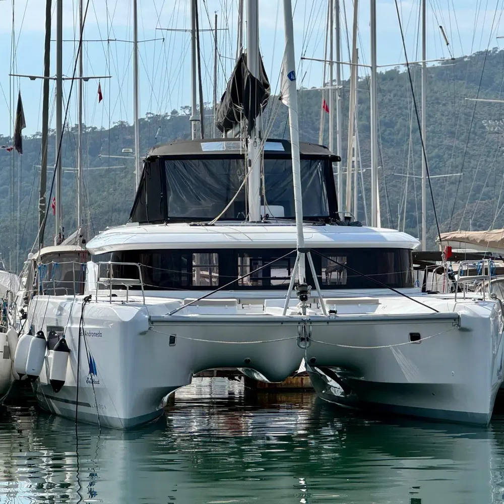 Sail Andromeda 18
