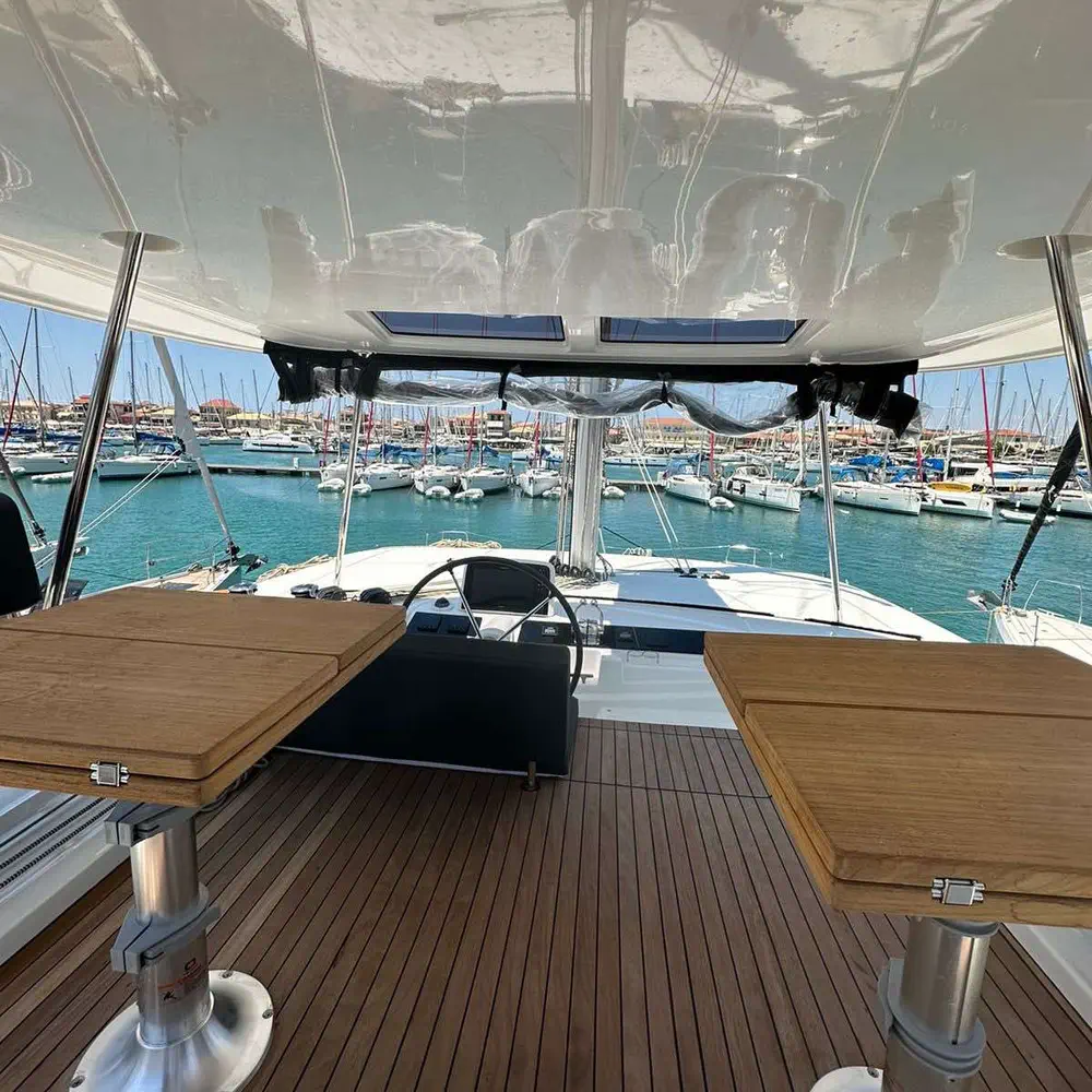 CASS (generator, air condition, water maker, inverter, teak cockpit, underwater lights, 2 SUP free of charge) 11