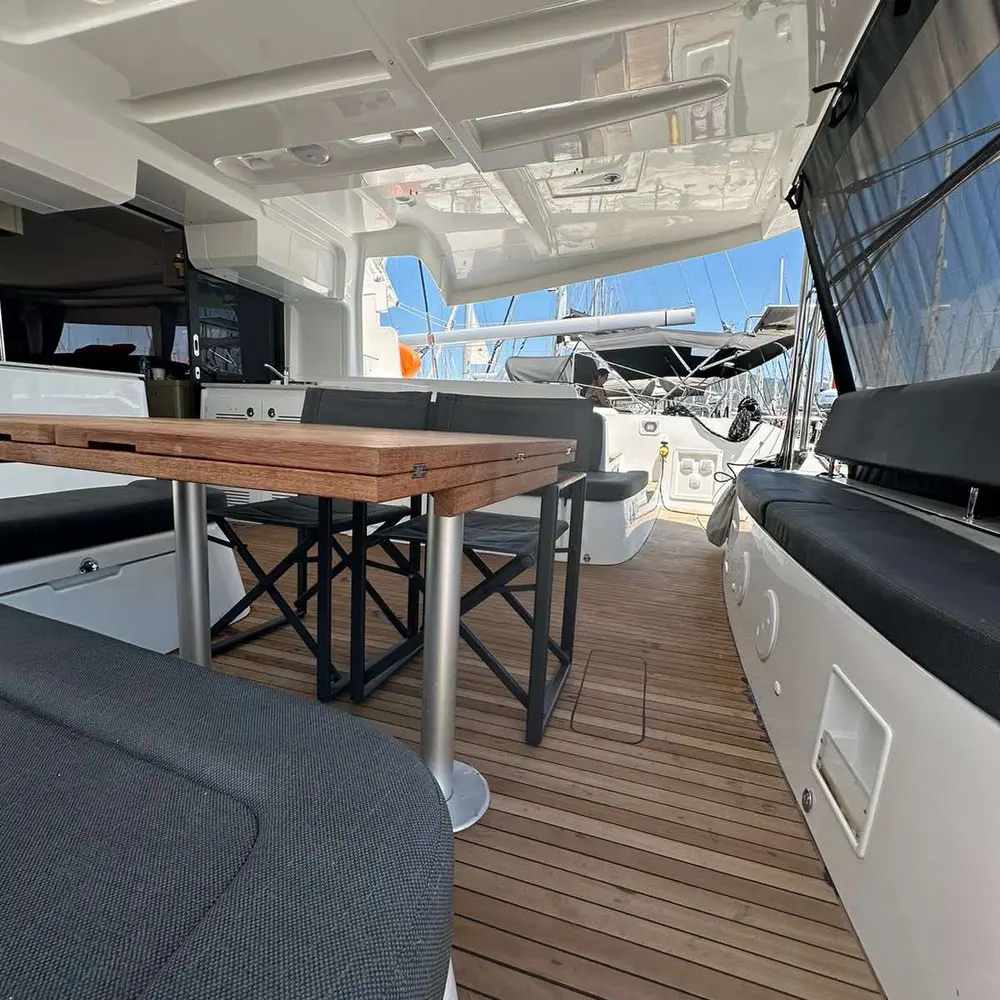 CASS (generator, air condition, water maker, inverter, teak cockpit, underwater lights, 2 SUP free of charge) 22