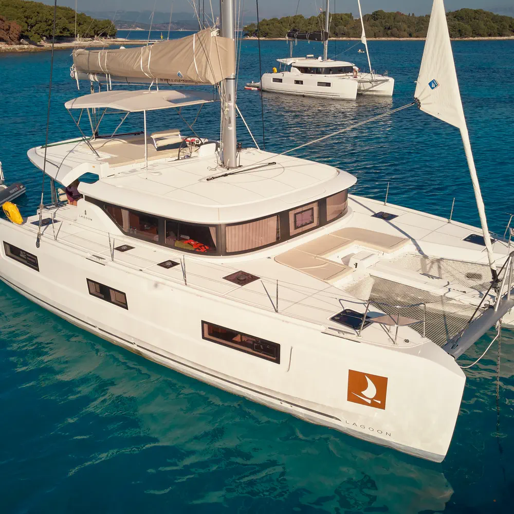 AQUARIUS 11