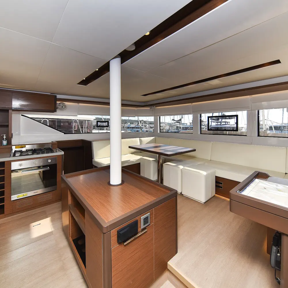LUX 40