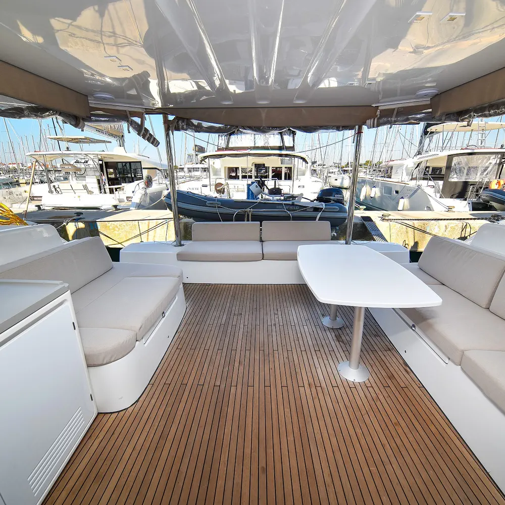 LUX 46