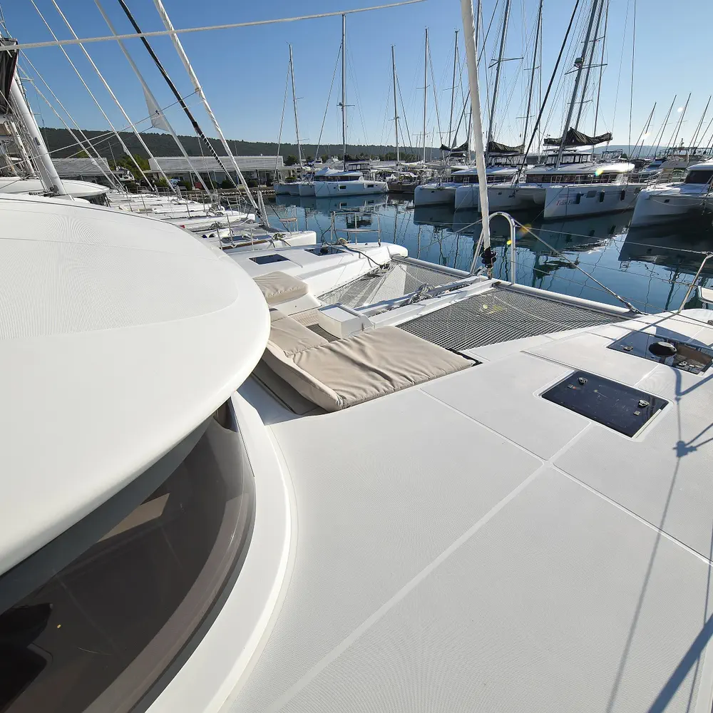 LUX 56
