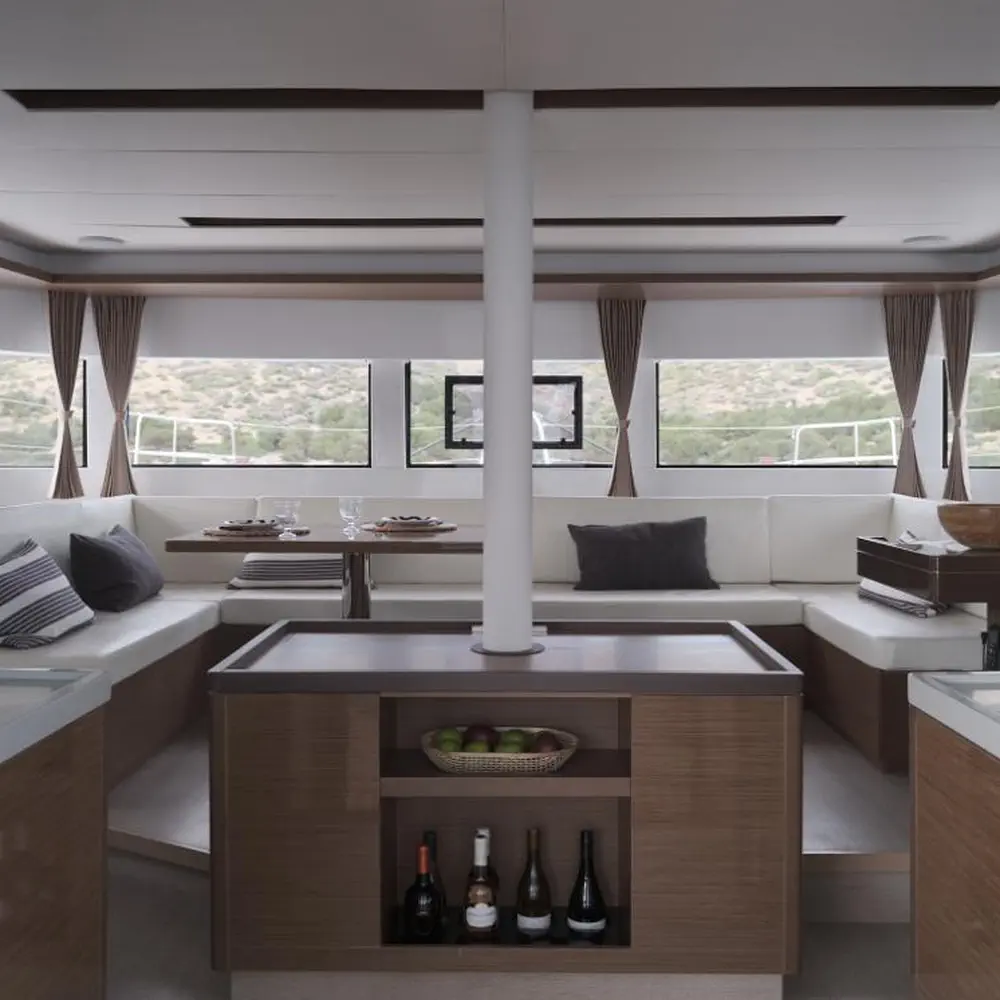 VICTORIA (VIP EQUIPPED, Generator, Air-condition, Watermaker, Teak cockpit, Underwater lights, TV, Icemaker, 2 SUP, Wifi) *Skippered only* 3