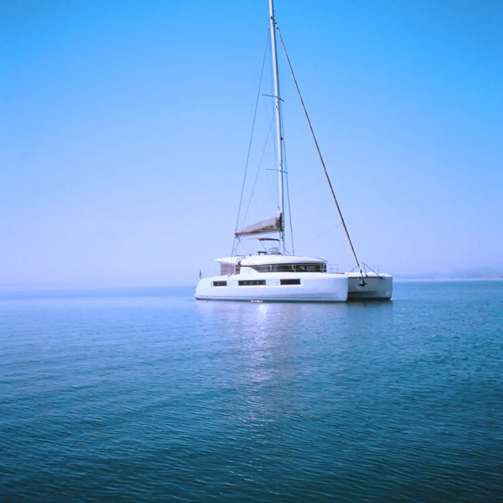 VICTORIA (VIP EQUIPPED, Generator, Air-condition, Watermaker, Teak cockpit, Underwater lights, TV, Icemaker, 2 SUP, Wifi) *Skippered only* 5