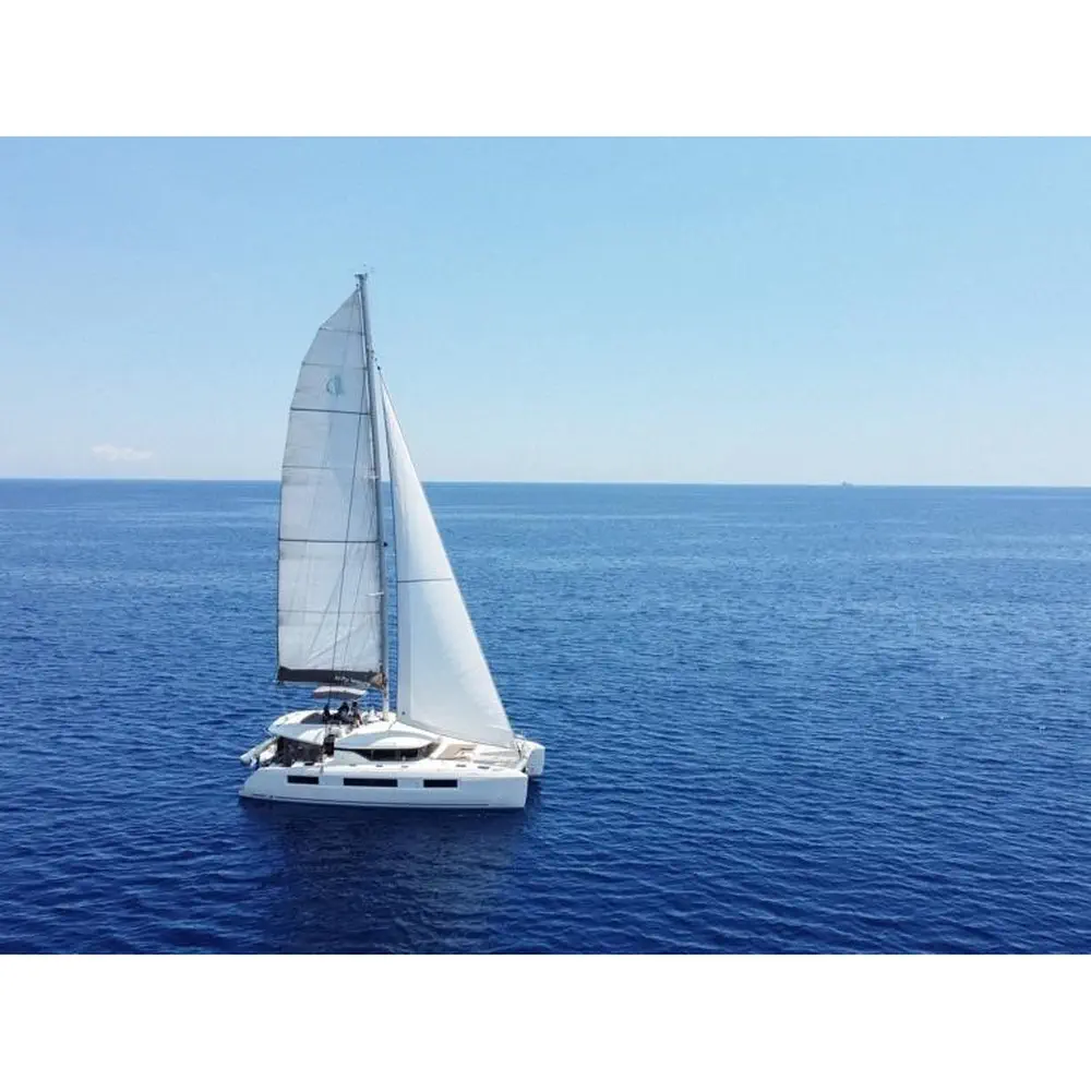 VICTORIA (VIP EQUIPPED, Generator, Air-condition, Watermaker, Teak cockpit, Underwater lights, TV, Icemaker, 2 SUP, Wifi) *Skippered only* 20