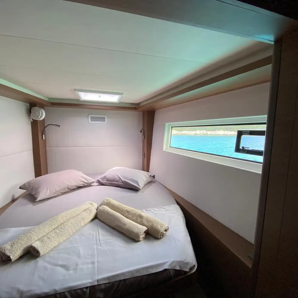 VICTORIA (VIP EQUIPPED, Generator, Air-condition, Watermaker, Teak cockpit, Underwater lights, TV, Icemaker, 2 SUP, Wifi) *Skippered only* 31