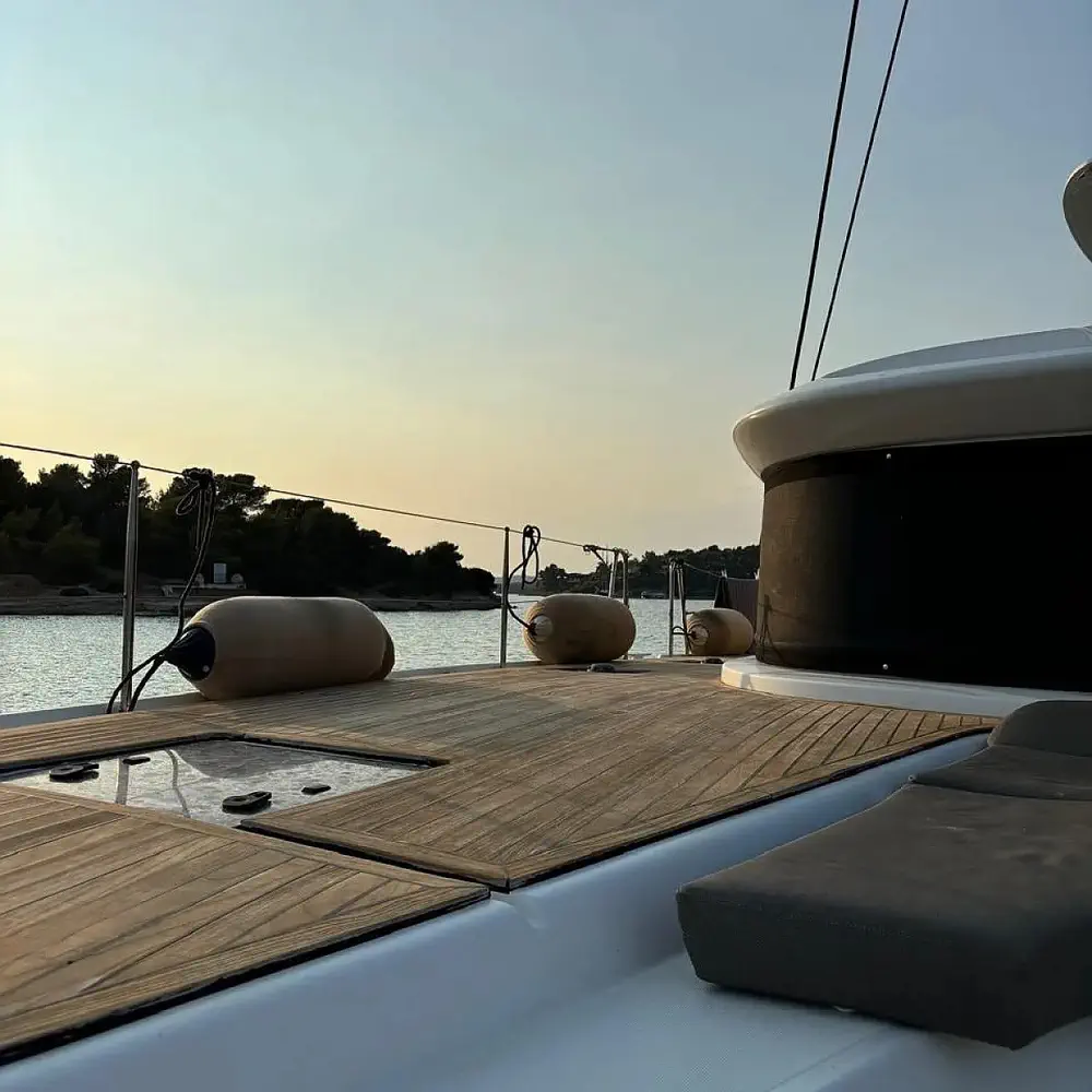 CEL (EXCLUSIVELY VIP EQUIPPED, Generator, Air-condition, Watermaker, Full Teak cockpit, Underwater lights, Icemaker, Dishwasher, Highfield dinghy, 20hp outboard, TV, 2 SUP, Composite bimini, Wifi) *Skippered only* 20