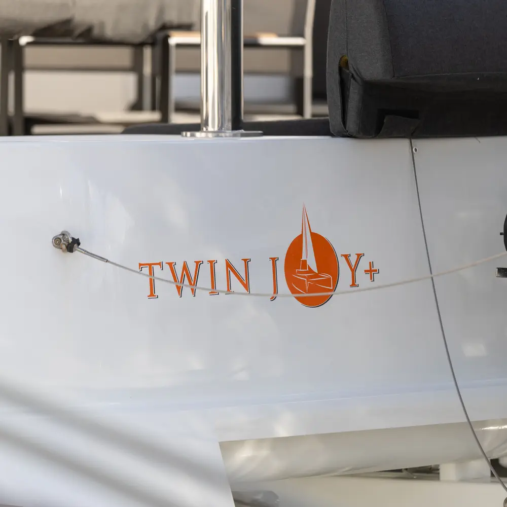 TWIN JOY + 5